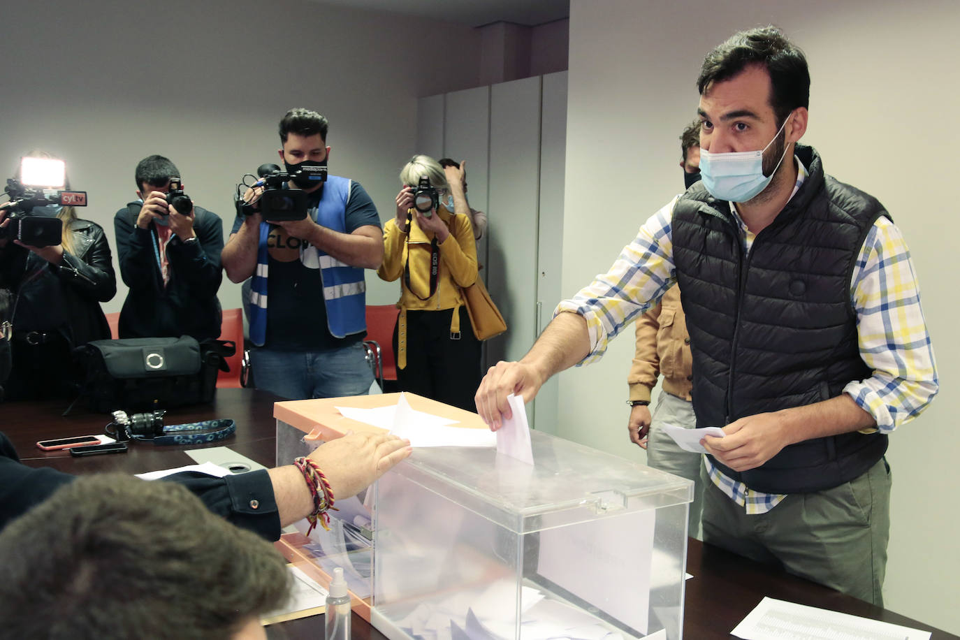 Fotos Elecciones en el PP de León leonoticias